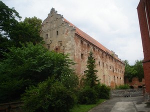 Zamek Biskupów Warmińskich, Skrzydło Zachodnie  W Pieniężnie