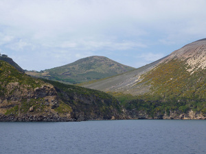 pierwsza wyspa archipelagu - Vulcano