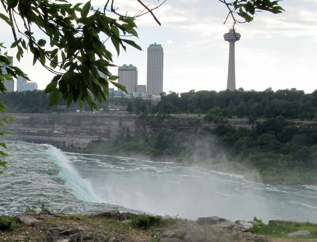 Niagara Falls (NY)