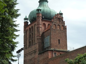Wieża zegarowa na zamku