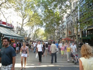 Wiecznie zatłoczona La Rambla 1