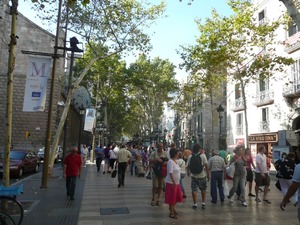 Wiecznie zatłoczona La Rambla 2