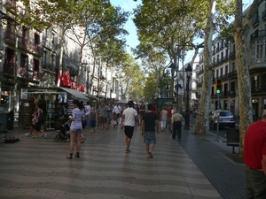 Wiecznie zatłoczona La Rambla 3