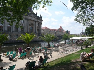 Sztuczna plaża