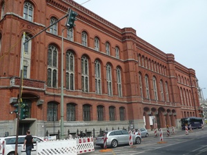 Rothes Rathaus 2
