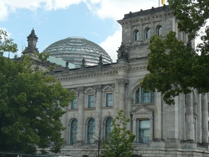 Reichstag pod różnymi kątami 1