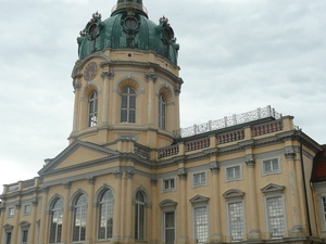 Budynek główny pałacu