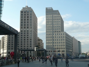 Na Potsdamer Platz 6
