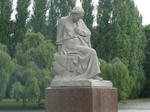Treptower Park 3