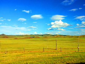 krajobraz Mongolii z pociągu