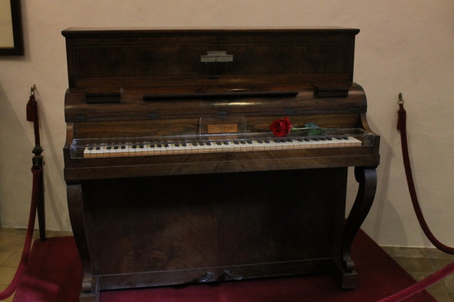 Valldemossa - fortepian vel pianino Chopina