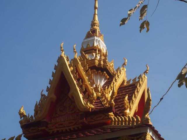 Świątynia Wat Si Saket -  ozdoby dachu  