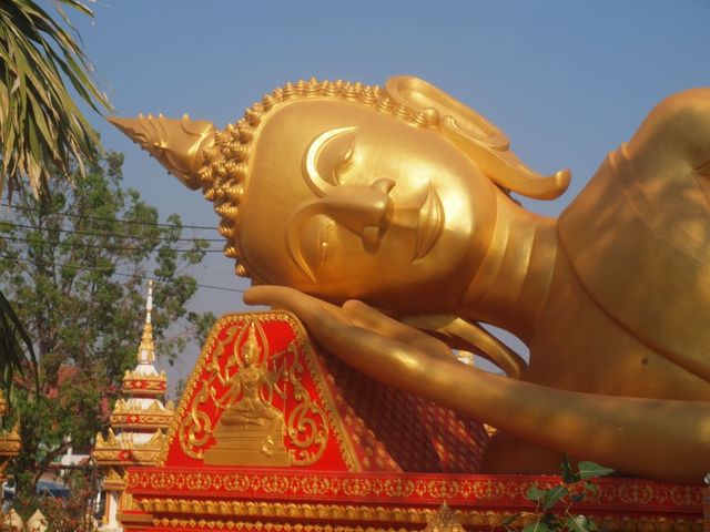 Leżący Budda