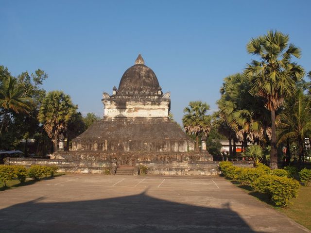 Świątynia Wat Wisounalat -  Lotosowa Stupa