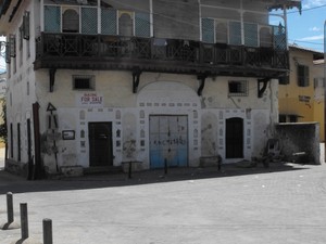 zaułki starego miasta w Mombasie
