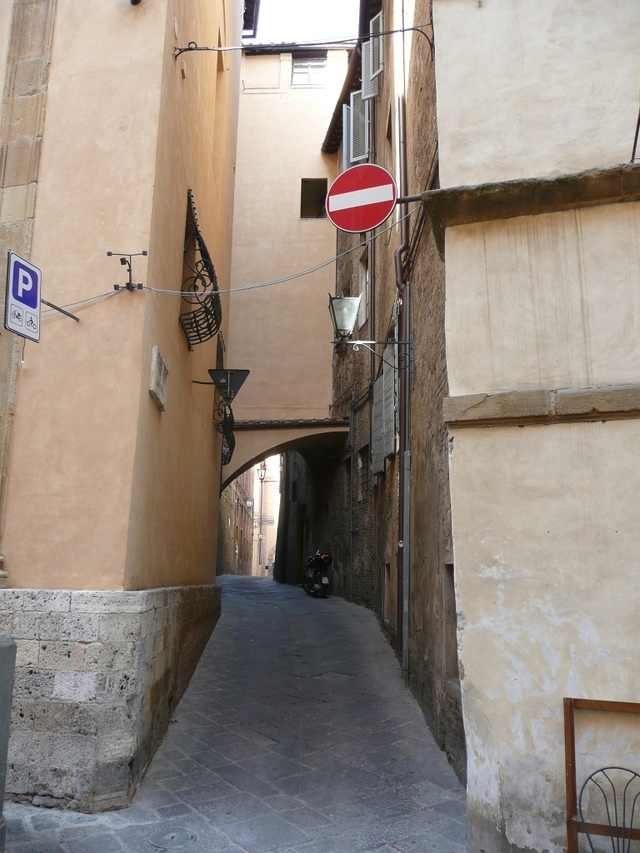 Wąskimi uliczkami Sieny 5