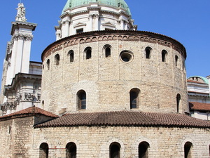 Brescia - nowa i stara katedra 