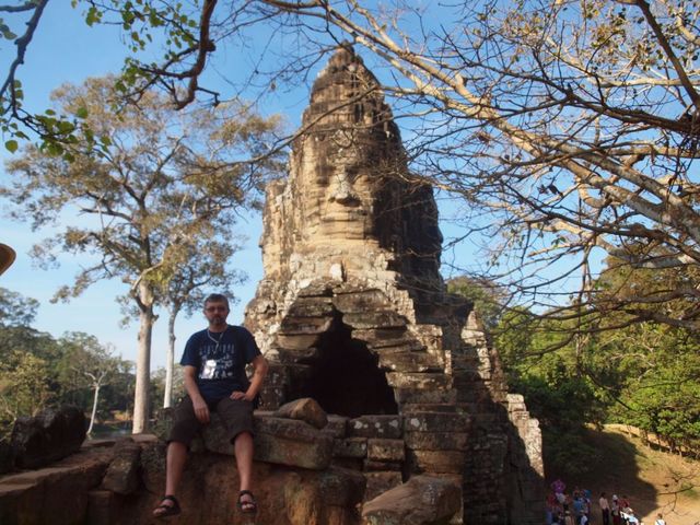 Angkor Tthom   i ja