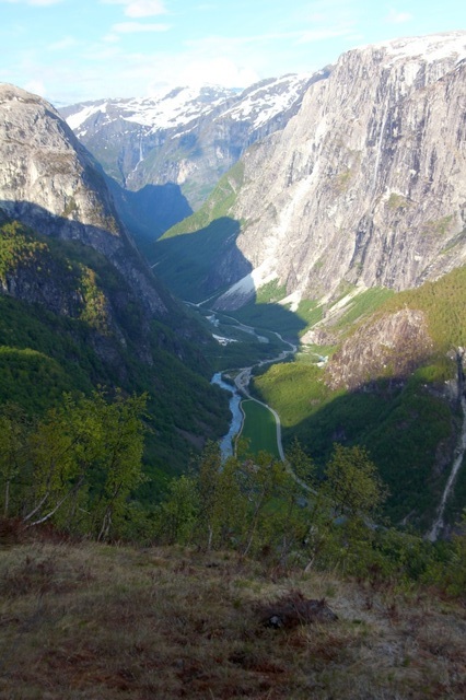 Widok na dolinę Naersdalen