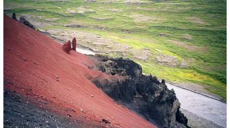 Raudholar - czerwone wzgórza 