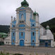 Zabytkowa cerkiew w centrum.