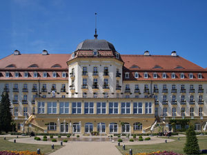 "Grand Hotel".