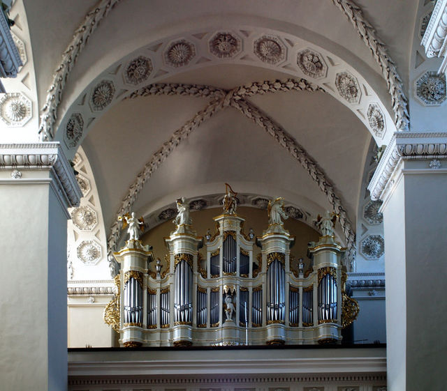 Organy w Katedrze.