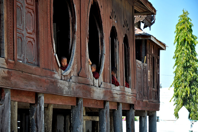 Klasztor im. Kolumbera w Shwe Yaunghwe :-)