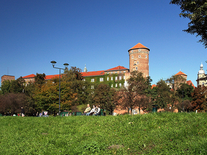 Wawel z bulwaru nad Wisłą.