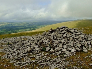 Foel Fawr w chmurach