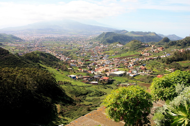 La Laguna widoczna z Mirador de Jardina