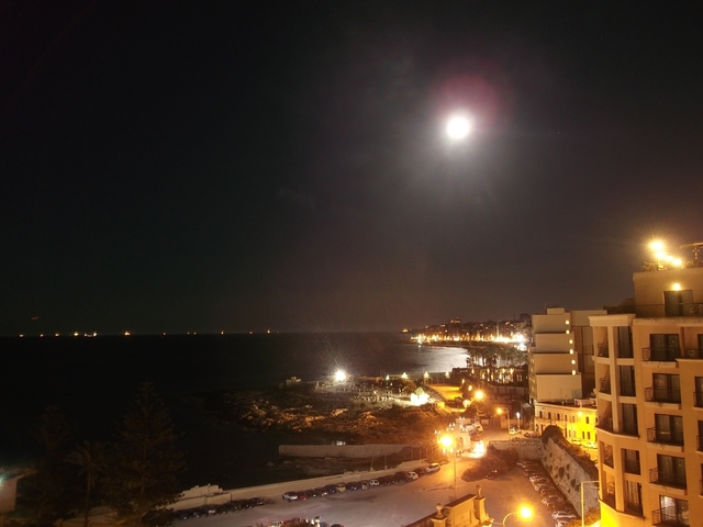 Malta nocą