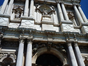 Gli Scalzi