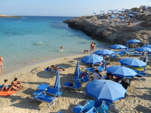 Mała plaża Portu 'Ntoni