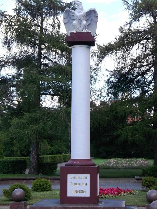 Pomnik Romualda Traugutta