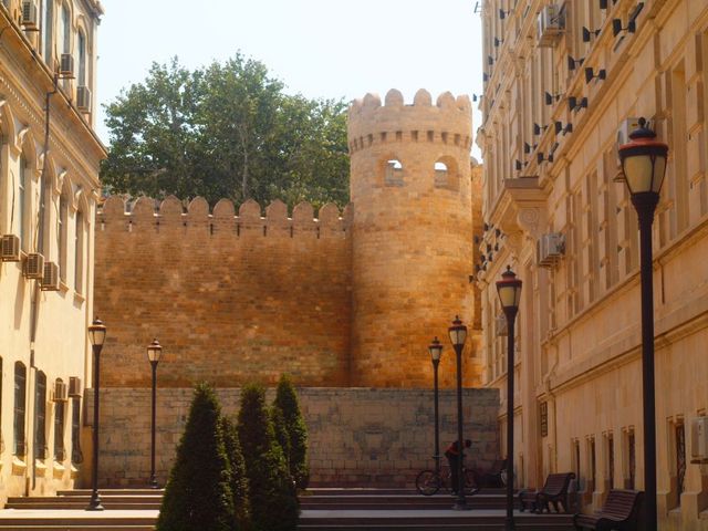 Mury obronne Baku