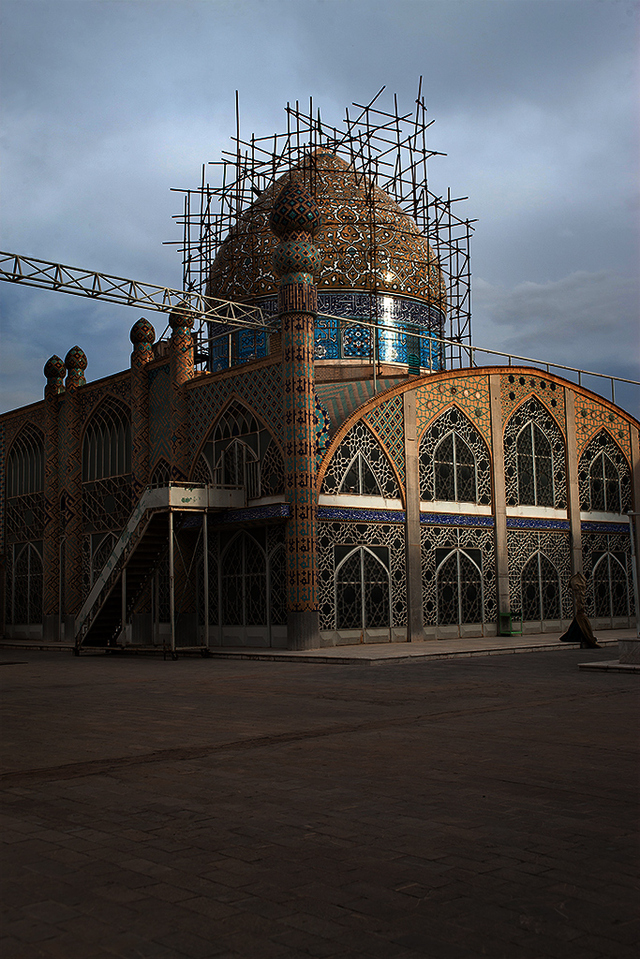 Jeden z setek meczetów miasta