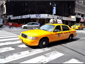 Słynna żółta taksówka