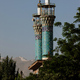 Widok na jeden z meczetów i Góry Zagros