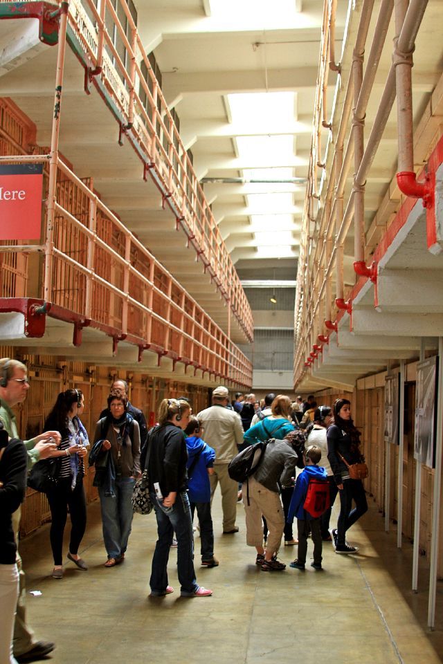 Alcatraz 008