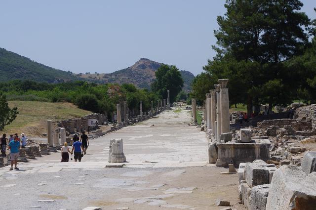 Efez, droga do portu