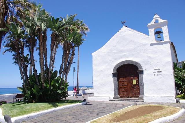 Kościółek w Puerto de la Cruz