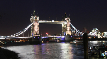 Tower Bridge nocą