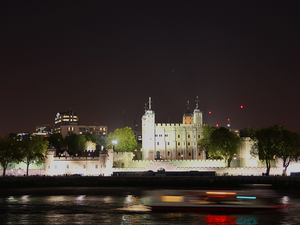 Tower of London widziany z Bankside
