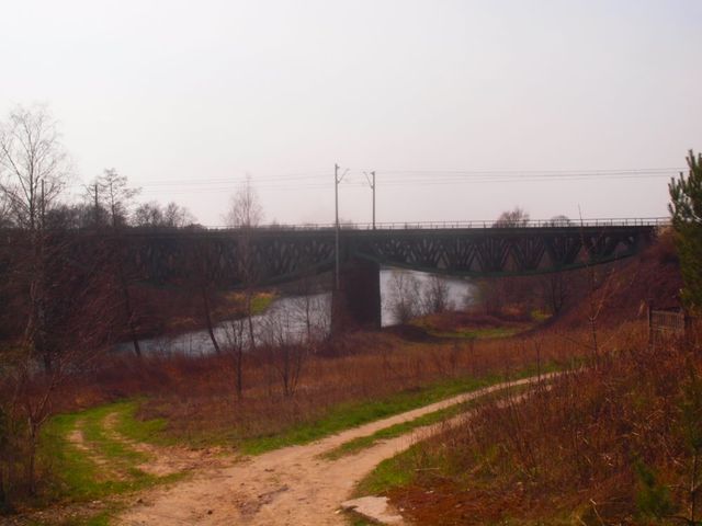 Most kolejowy na Warcie