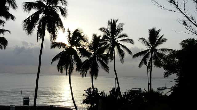 Mombasa- wstaje dzień