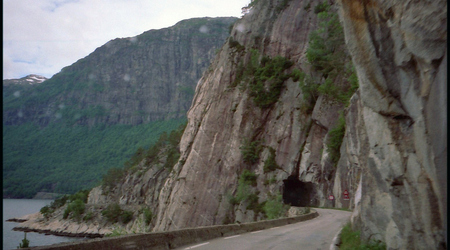 droga pełna zakrętów i tuneli