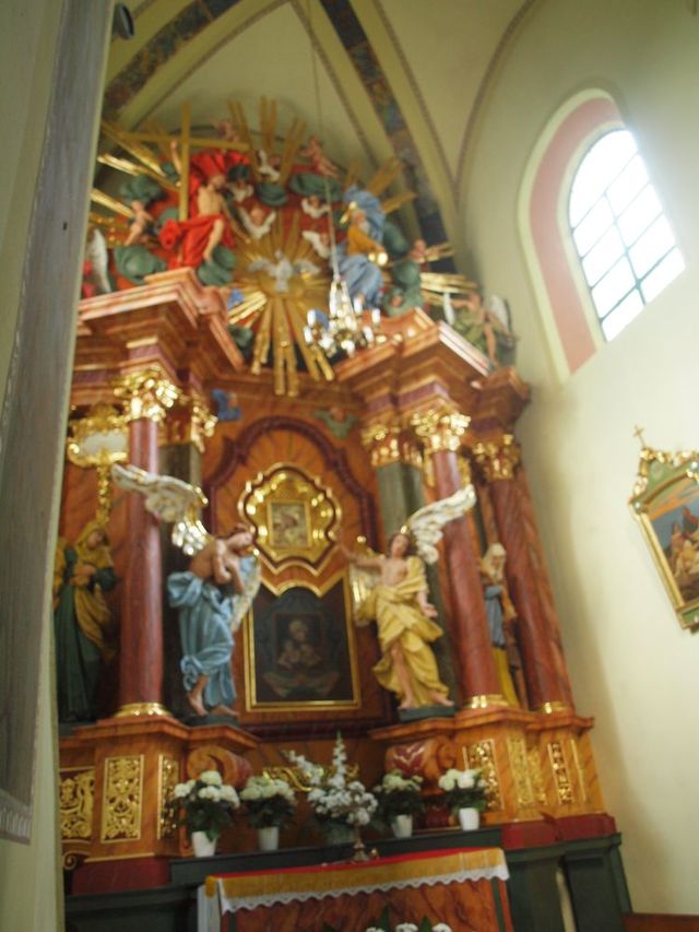 Kościół w Olsztynie  -  boczny ołtarz