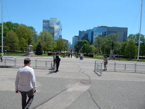 City kolo parlamentu Ontario