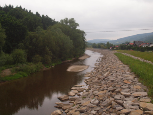 Rzeka Paleczka w Zembrzycach